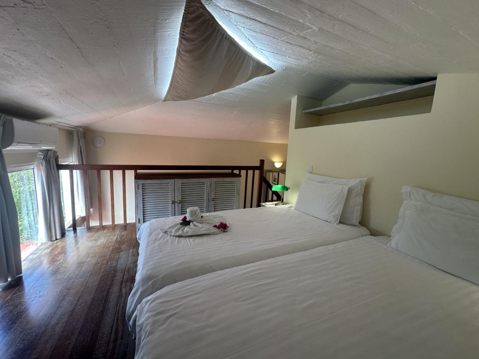 Inn & Art Madeira Канису Экстерьер фото